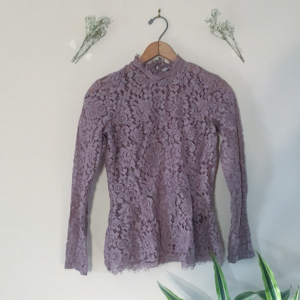 NEVER WORN H&M TOP
